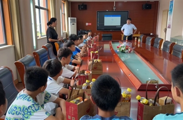 正心党建|校园有真情 师生有真爱——南通市东方中学举行南通市青少年男子足球队精英梯队与“在校家长”联谊活动