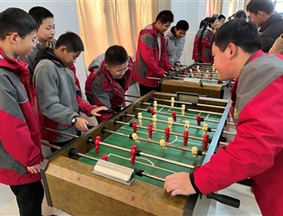【竹行教育·生长德育】  实践方知人生事，磨砺齐塑竹中魂  ——南通市竹行中学八年级学生社会实践活动纪实（一