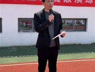 【竹行教育•生长德育】  应急有方，临“震”不慌  ——竹行中学成功开展防震减灾应急疏散综合演练活动