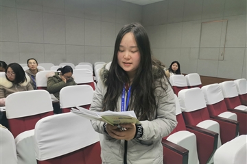 听月光说，那少年的故事